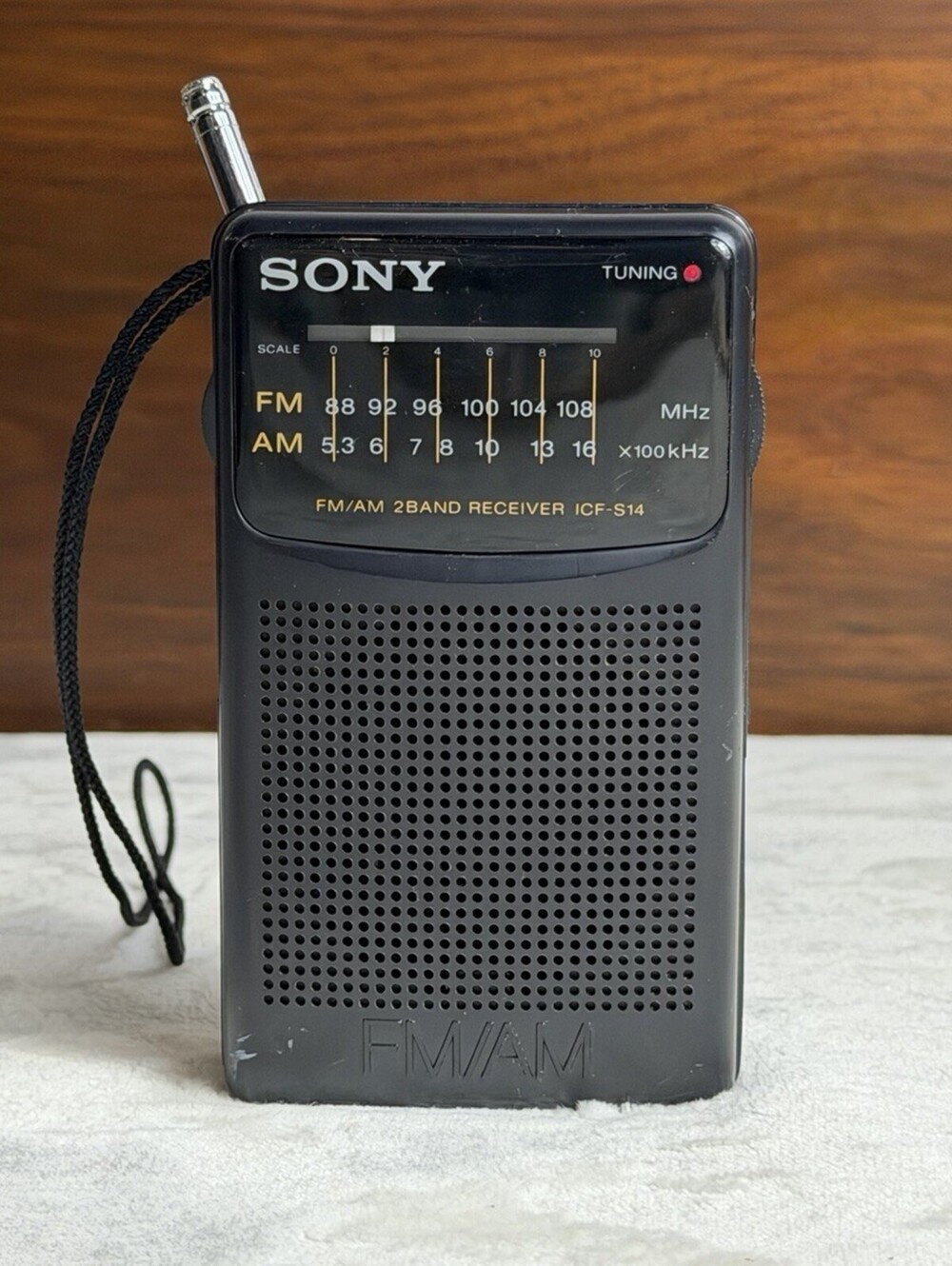Vintage Sony ICF-S14 Pocket AM FM Radio TESTED Works Stuck Antenna Issue